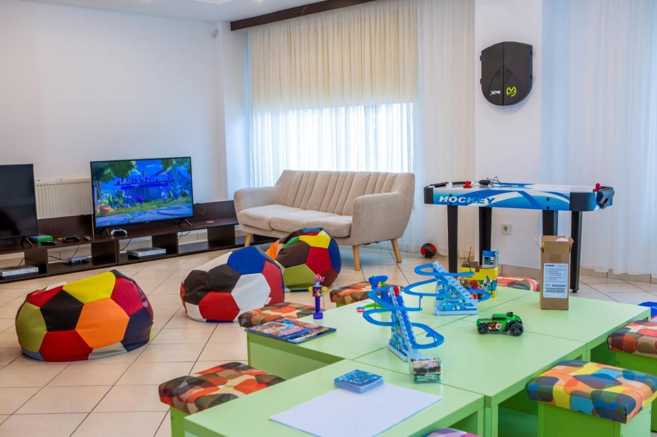 Hotel La Dolce Vita Zărneşti المظهر الخارجي الصورة