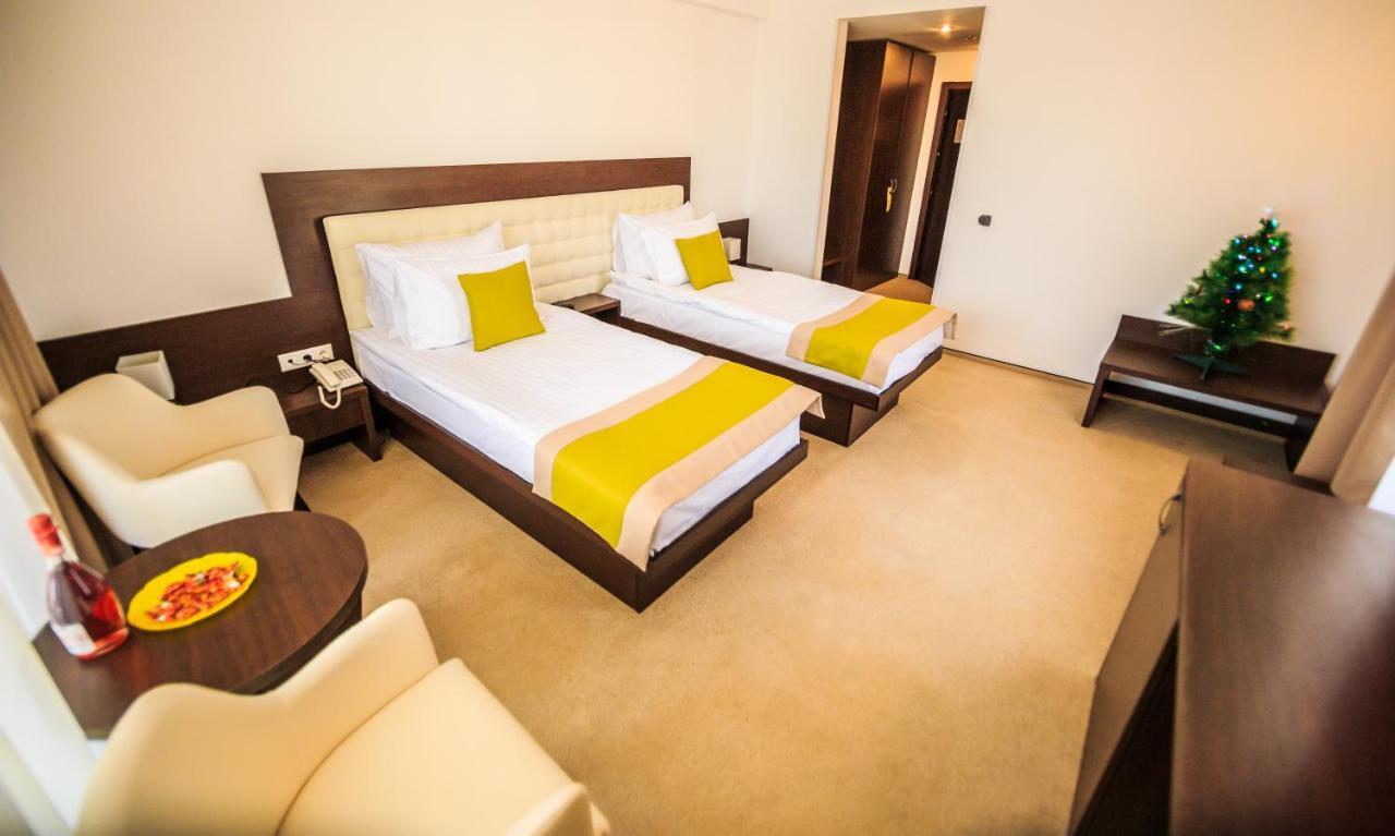 Hotel La Dolce Vita Zărneşti المظهر الخارجي الصورة