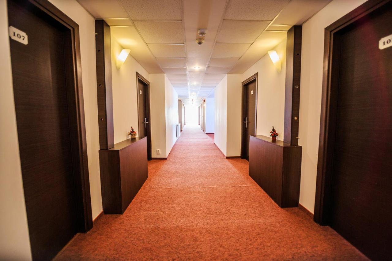 Hotel La Dolce Vita Zărneşti المظهر الخارجي الصورة